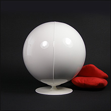 Aarnio-Ball-Chair-05